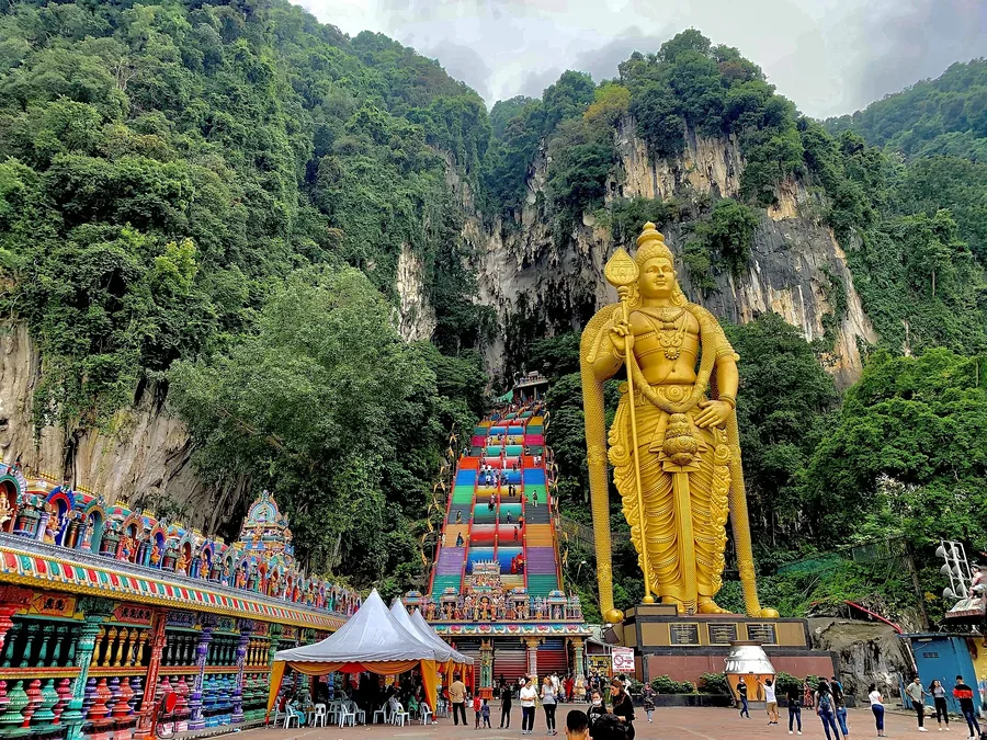 Malaysia — Twin towers, cave temples and island beaches